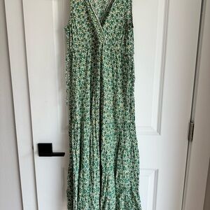 Max Studio Sleeveless Floral Green Maxi Dress – Size Small